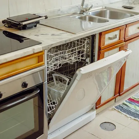 Seaside Classic By Vacationy * Matosinhos (Porto)